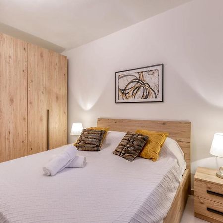 Pool Apartment Is-Swieqi Экстерьер фото