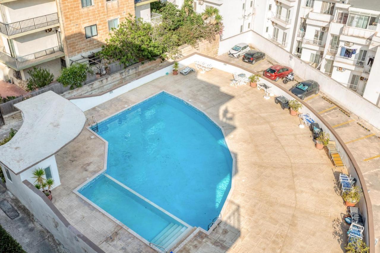 Pool Apartment Is-Swieqi Экстерьер фото