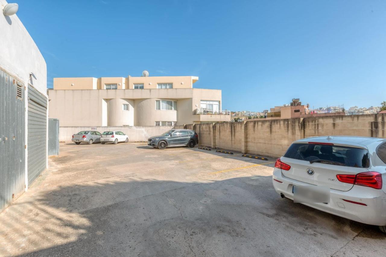 Pool Apartment Is-Swieqi Экстерьер фото
