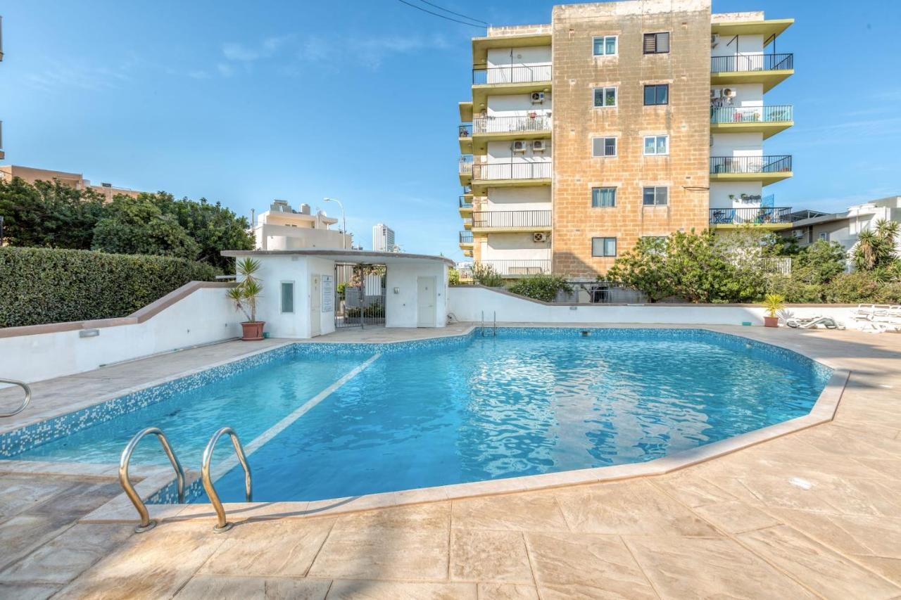 Pool Apartment Is-Swieqi Экстерьер фото